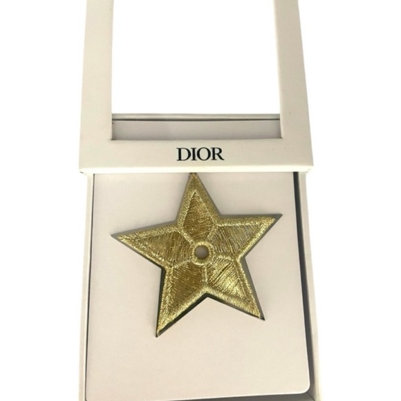 Christian Dior Gold Star Pin - NIB - Picture 2 of 8